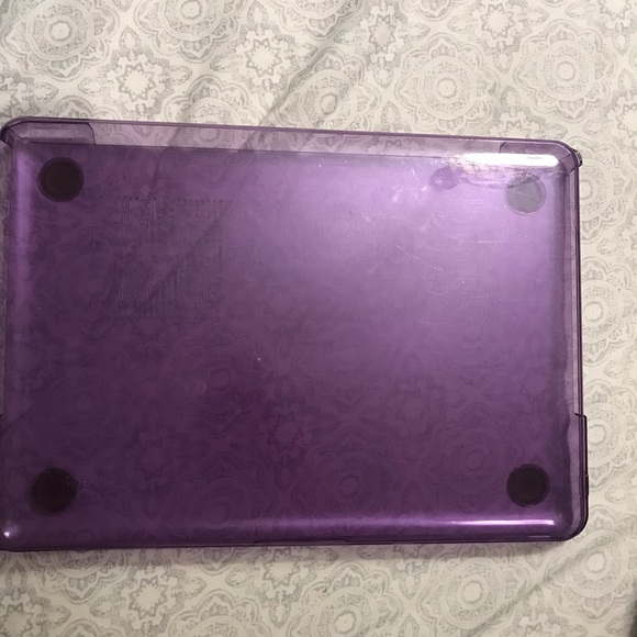 FREE WITH PURCHASE Purple Plastic 13” MacBook Pro Case - Picture 3 of 3